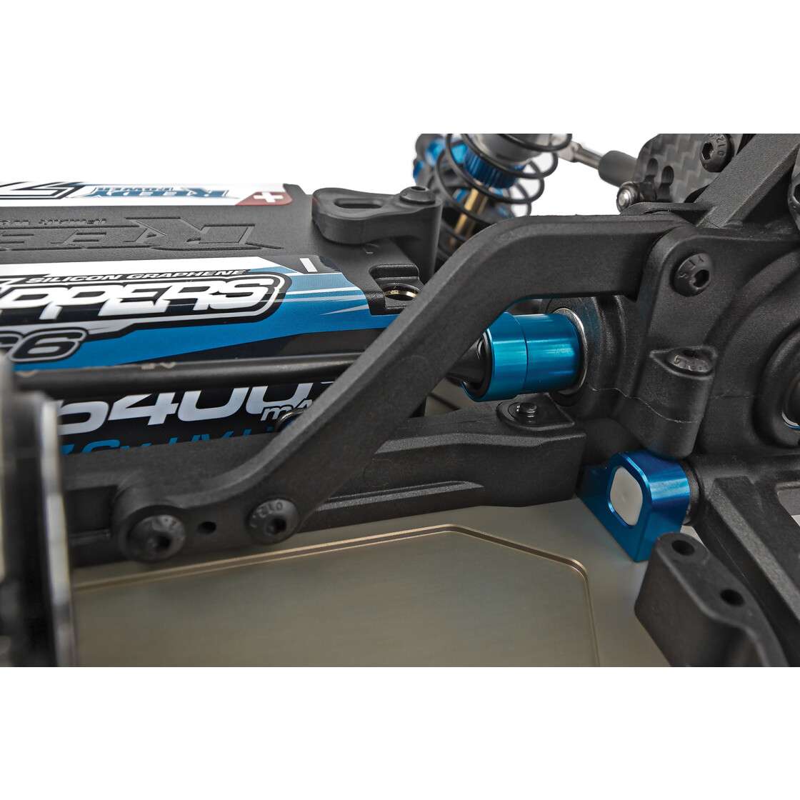 Asso B84D 4WD Buggy Team Kit 1:10 (Lehm) | 4WD Buggy | Wettbewerbsmodelle |  Elektro Auto | HK-Modellbau / HK24