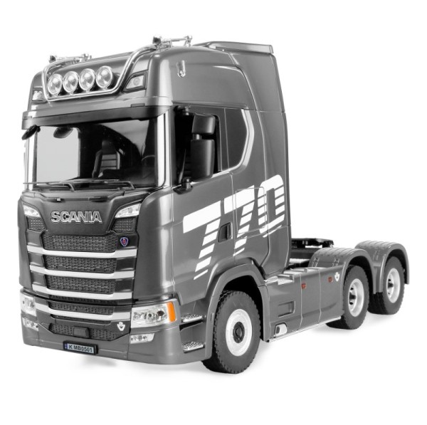AMEWI Scania 770 S Zugmaschine 6x4 1:18 RTR silbern